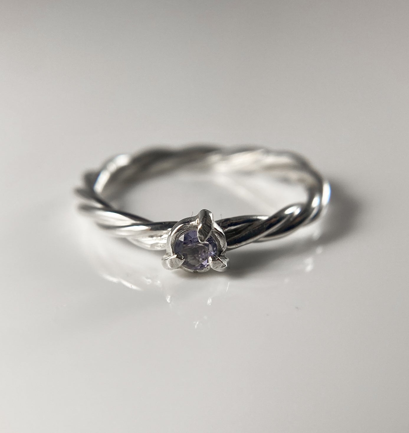 Solitaire London Blue Topaz